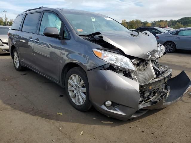 2016 Toyota Sienna XLE