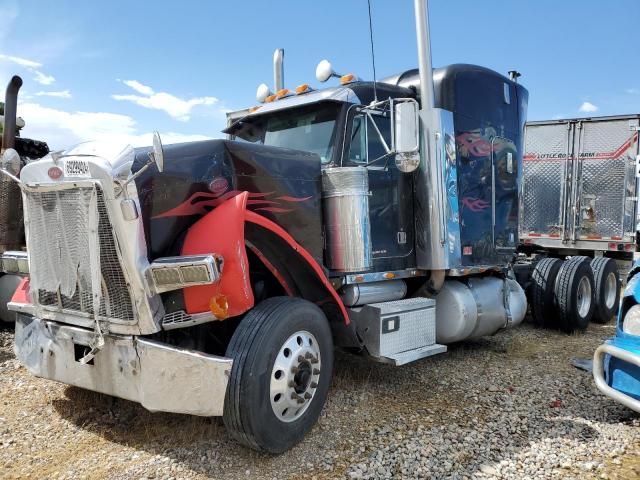 2003 Peterbilt 379