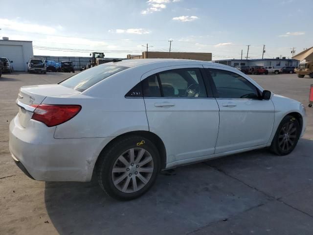 2013 Chrysler 200 Touring