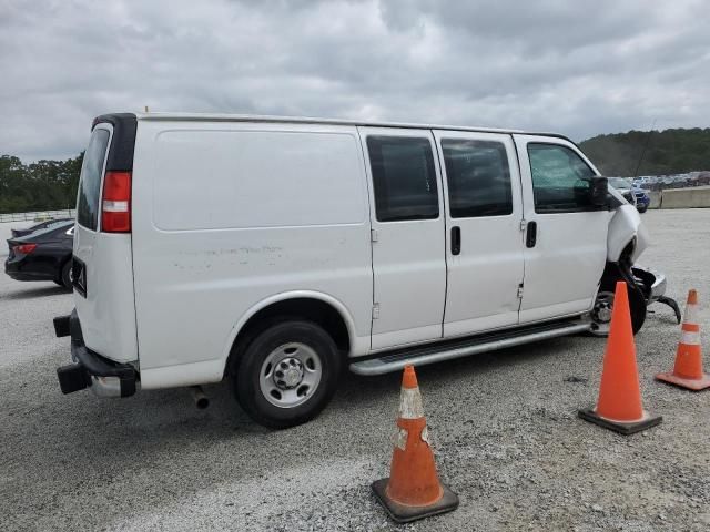 2022 Chevrolet Express G2500