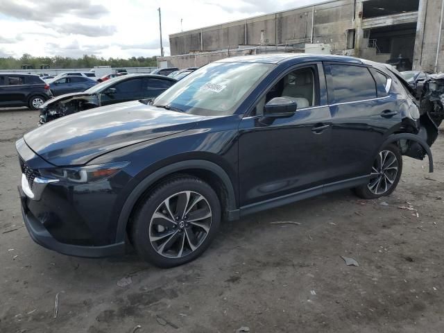 2022 Mazda CX-5 Premium