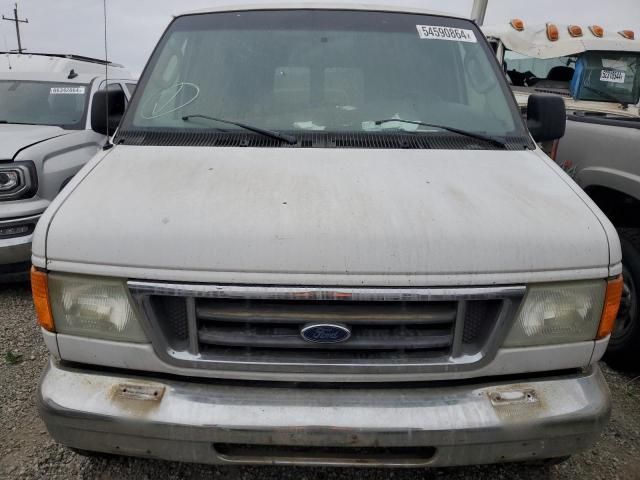 2004 Ford Econoline E250 Van