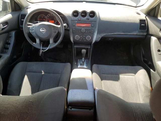 2010 Nissan Altima Base