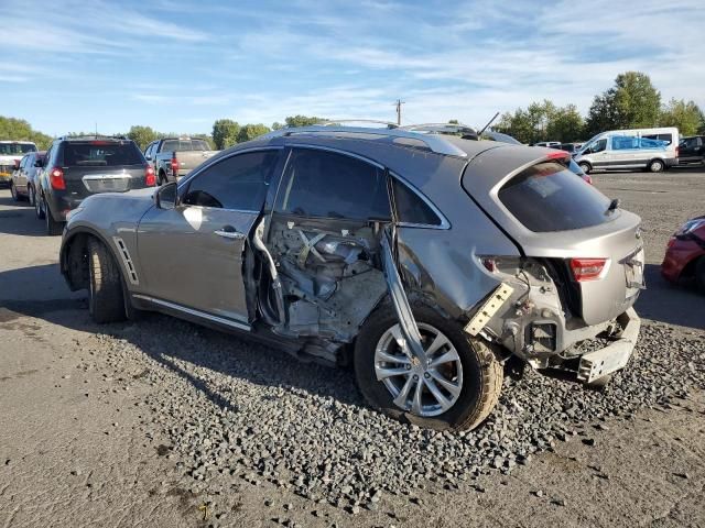 2011 Infiniti FX35