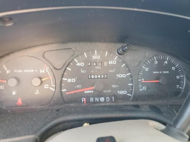 2000 Ford Taurus SE