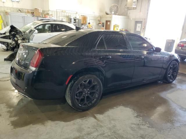 2019 Chrysler 300 Touring