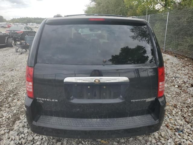 2010 Chrysler Town & Country Limited