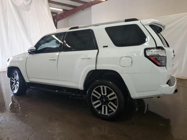 2022 Toyota 4runner SR5