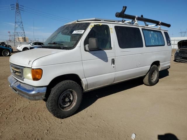 2004 Ford Econoline E350 Super Duty Wagon