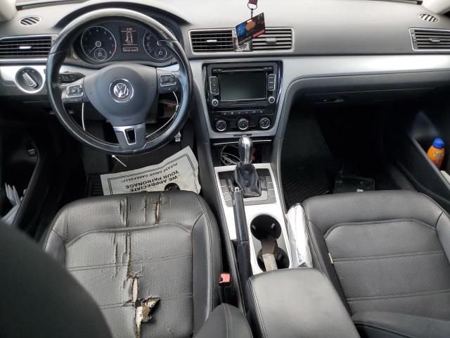 2013 Volkswagen Passat SE