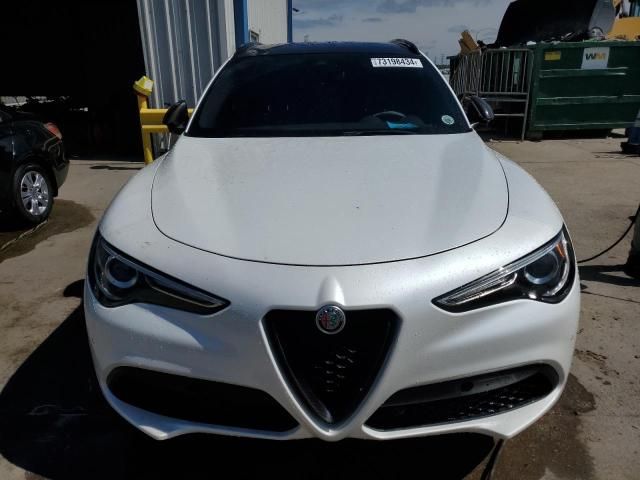 2020 Alfa Romeo Stelvio TI