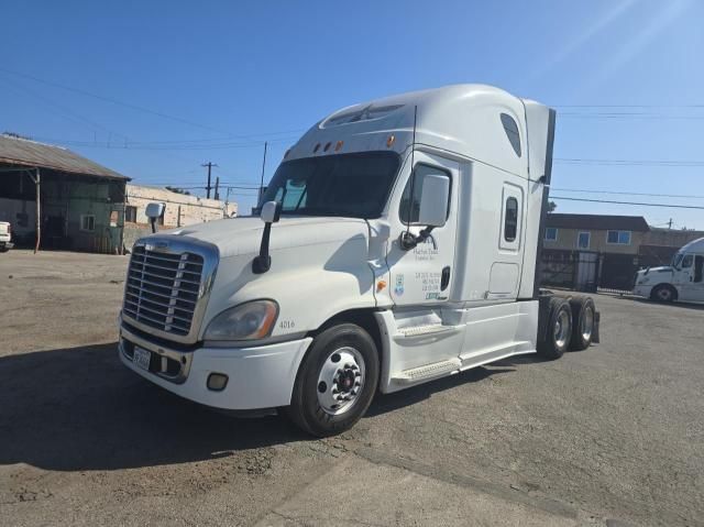 2014 Freightliner Cascadia 125