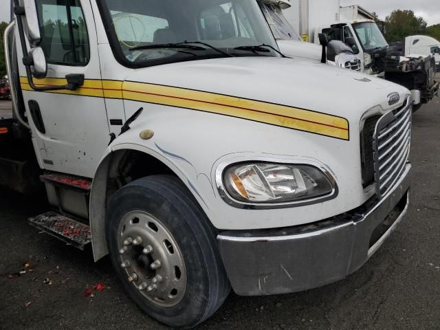 2007 Freightliner M2 106 Medium Duty