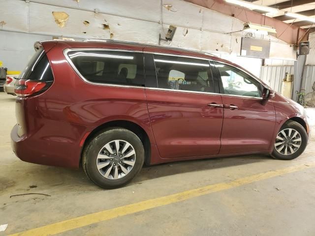 2021 Chrysler Pacifica Hybrid Touring L