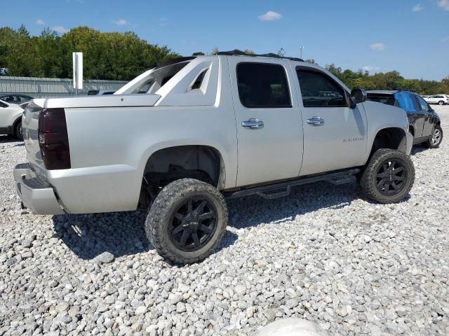 2011 Chevrolet Avalanche LTZ