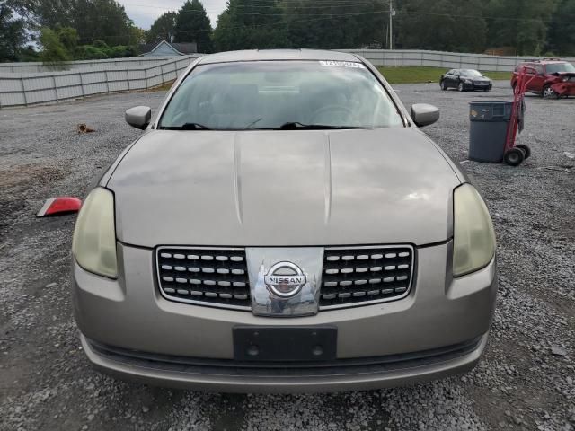 2004 Nissan Maxima SE