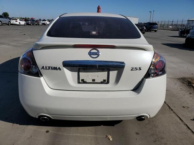 2010 Nissan Altima Base