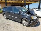 2016 Chrysler Town & Country Touring L