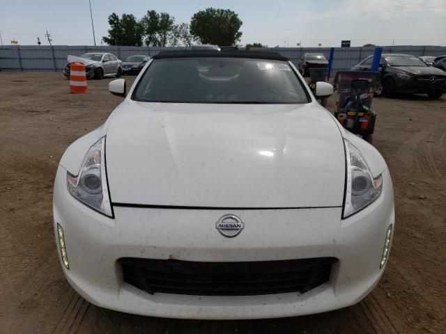 2016 Nissan 370Z Base