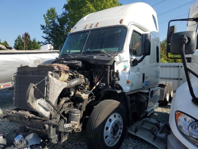 2014 Freightliner Cascadia 125