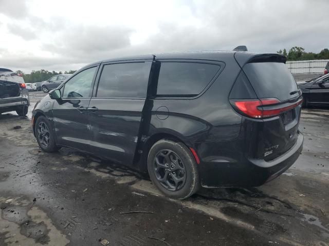 2022 Chrysler Pacifica Hybrid Touring L