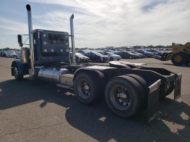 1997 Peterbilt 379