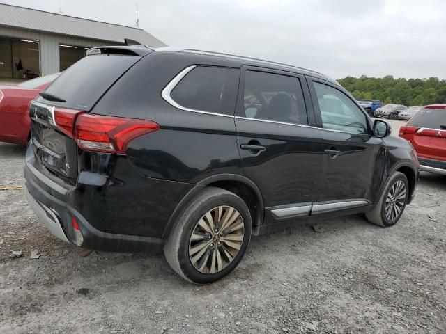 2020 Mitsubishi Outlander SE