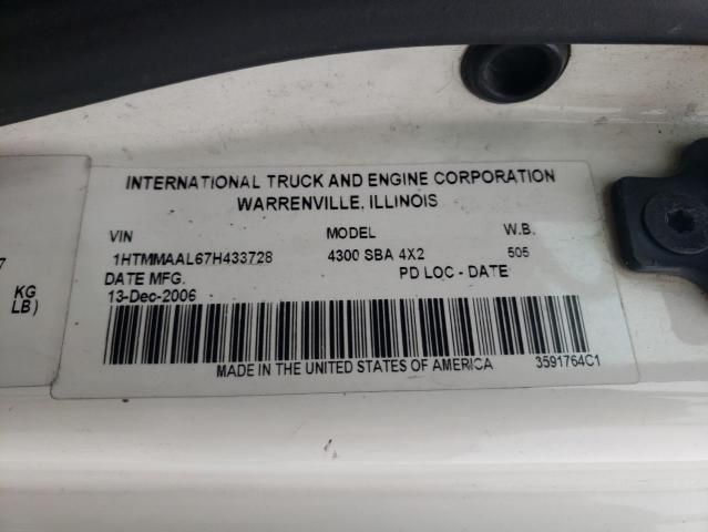 2007 International 4000 4300