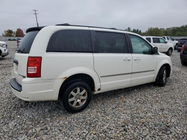 2009 Chrysler Town & Country Touring