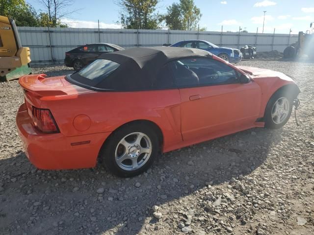 2004 Ford Mustang