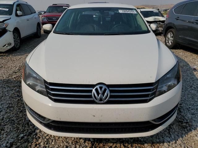 2014 Volkswagen Passat SE