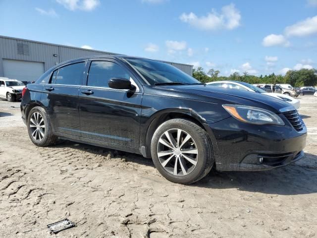 2014 Chrysler 200 Touring