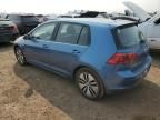 2016 Volkswagen E-GOLF SE