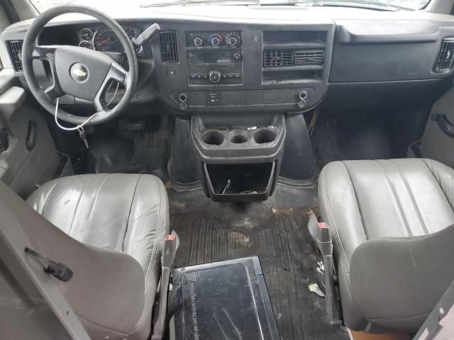 2010 Chevrolet Express G2500