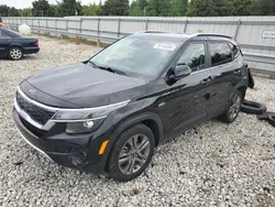 KIA Vehiculos salvage en venta: 2021 KIA Seltos S