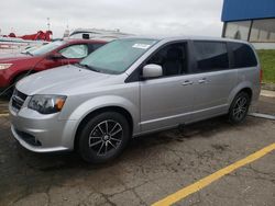 Salvage cars for sale at Woodhaven, MI auction: 2018 Dodge Grand Caravan SXT