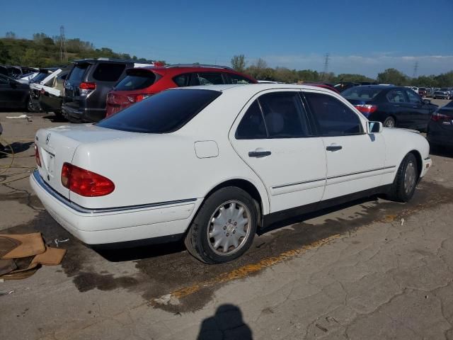 1999 Mercedes-Benz E 320