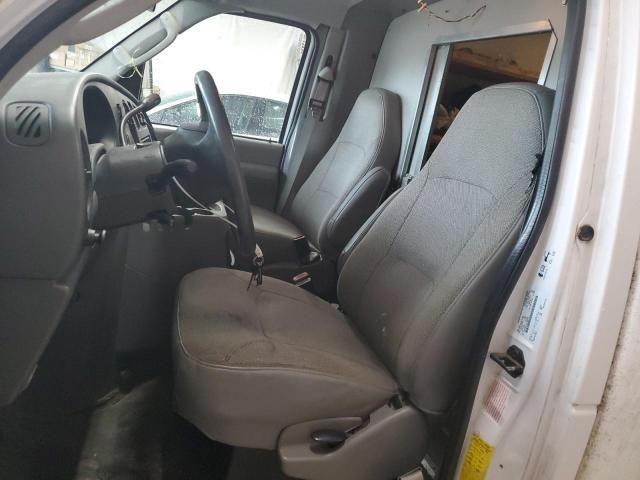 2003 Ford Econoline E350 Super Duty Cutaway Van