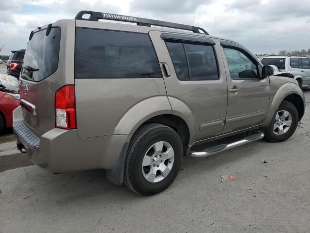 2007 Nissan Pathfinder LE