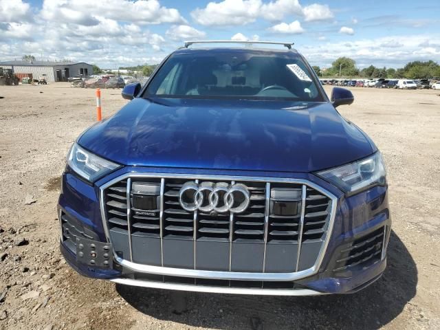 2021 Audi Q7 Premium Plus