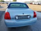 2005 Lincoln Town Car Signature