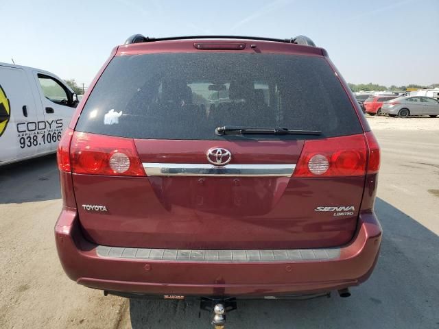 2008 Toyota Sienna XLE