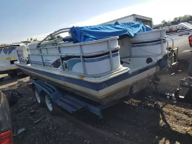 1995 Land Rover Pontoon