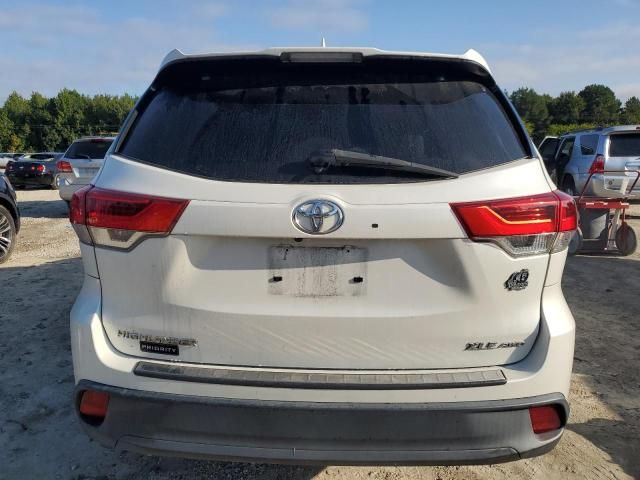 2018 Toyota Highlander SE