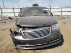 2014 Chrysler Town & Country Touring L