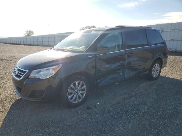 2012 Volkswagen Routan SE