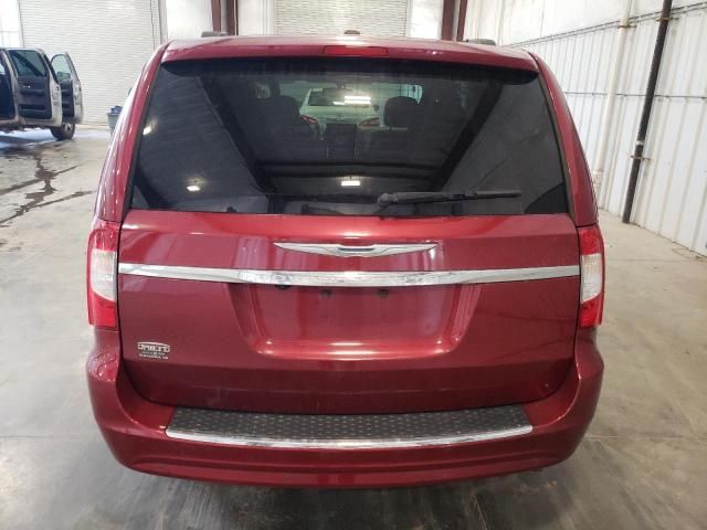 2012 Chrysler Town & Country Touring L