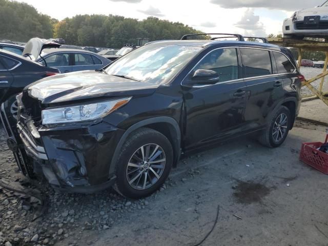 2018 Toyota Highlander SE