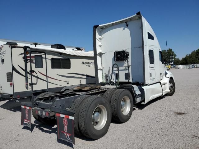 2021 Kenworth Construction T680