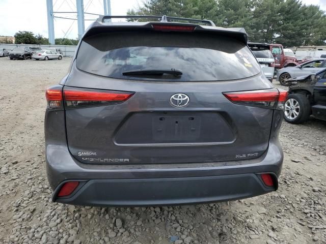 2022 Toyota Highlander XLE